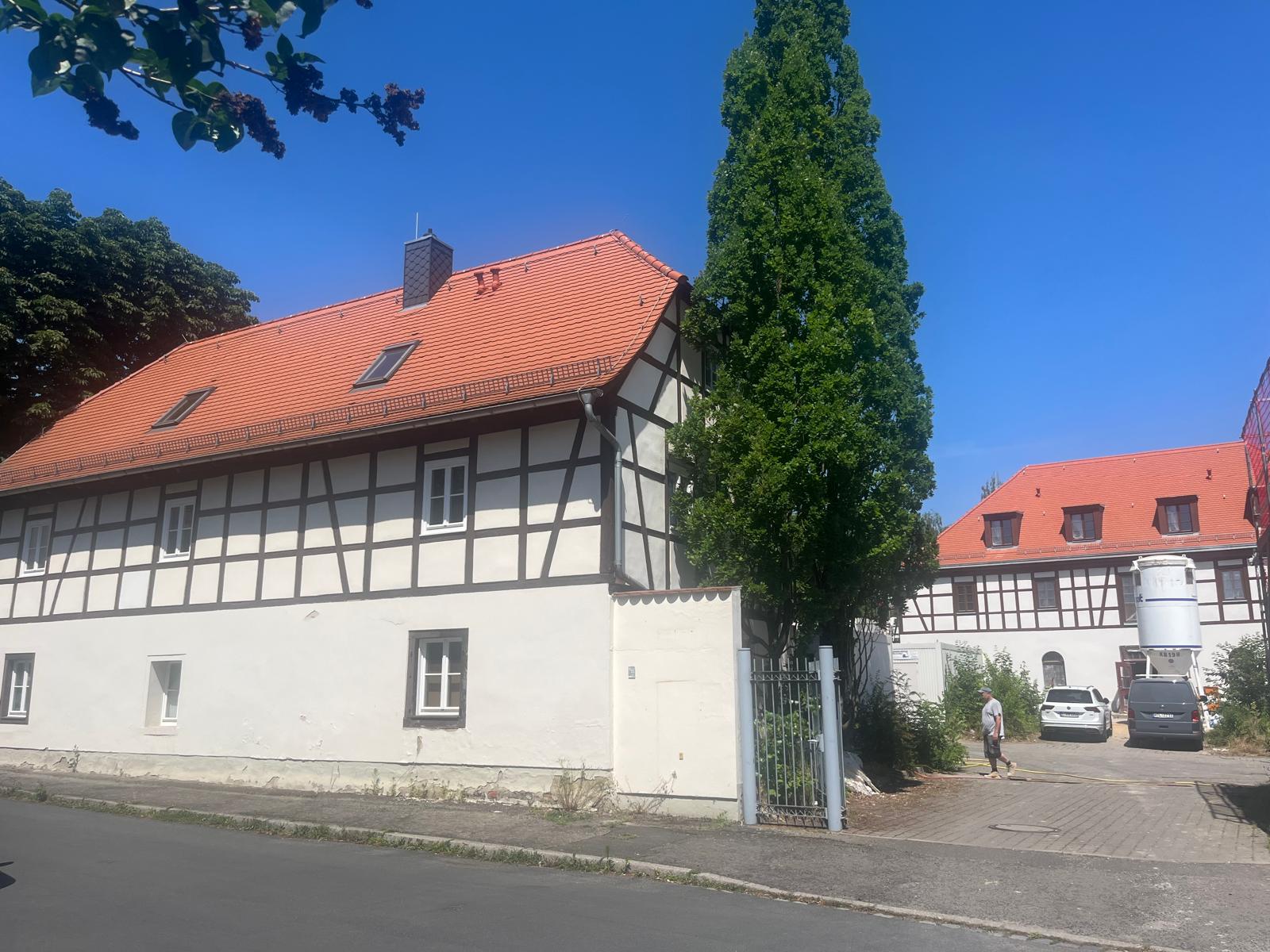Bauüberwachung in Leipzig, Altes Dorf 7